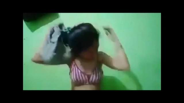 Video bokep indo Anak smp lagi sange bugil di kamar ngocok memek masturbasi crot - http://bit.ly/bokep8net