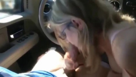 Blowjob in the car