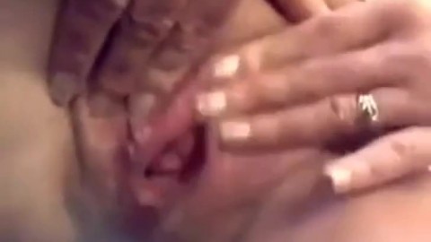 Granny pussy masturbation