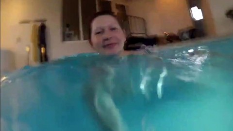 good slut filmed in pool with gopro