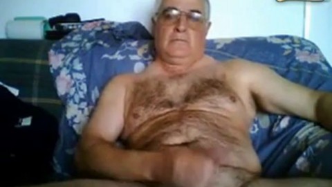 Amateur Hot Hairy Daddy