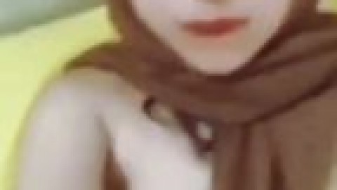 Pap Ukhti Jilbab Coklat Nenen Mungil live Namanya Doi