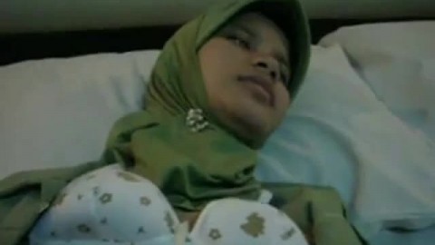 Arab-Asian Babe in Amateur Adult Video Filmed in a Hotel